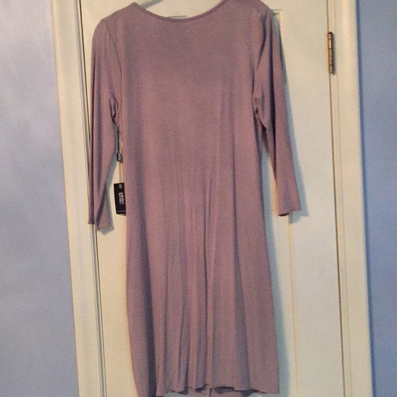 NWT Bodycon dress with ruching & sleeves - Picture 5 of 8